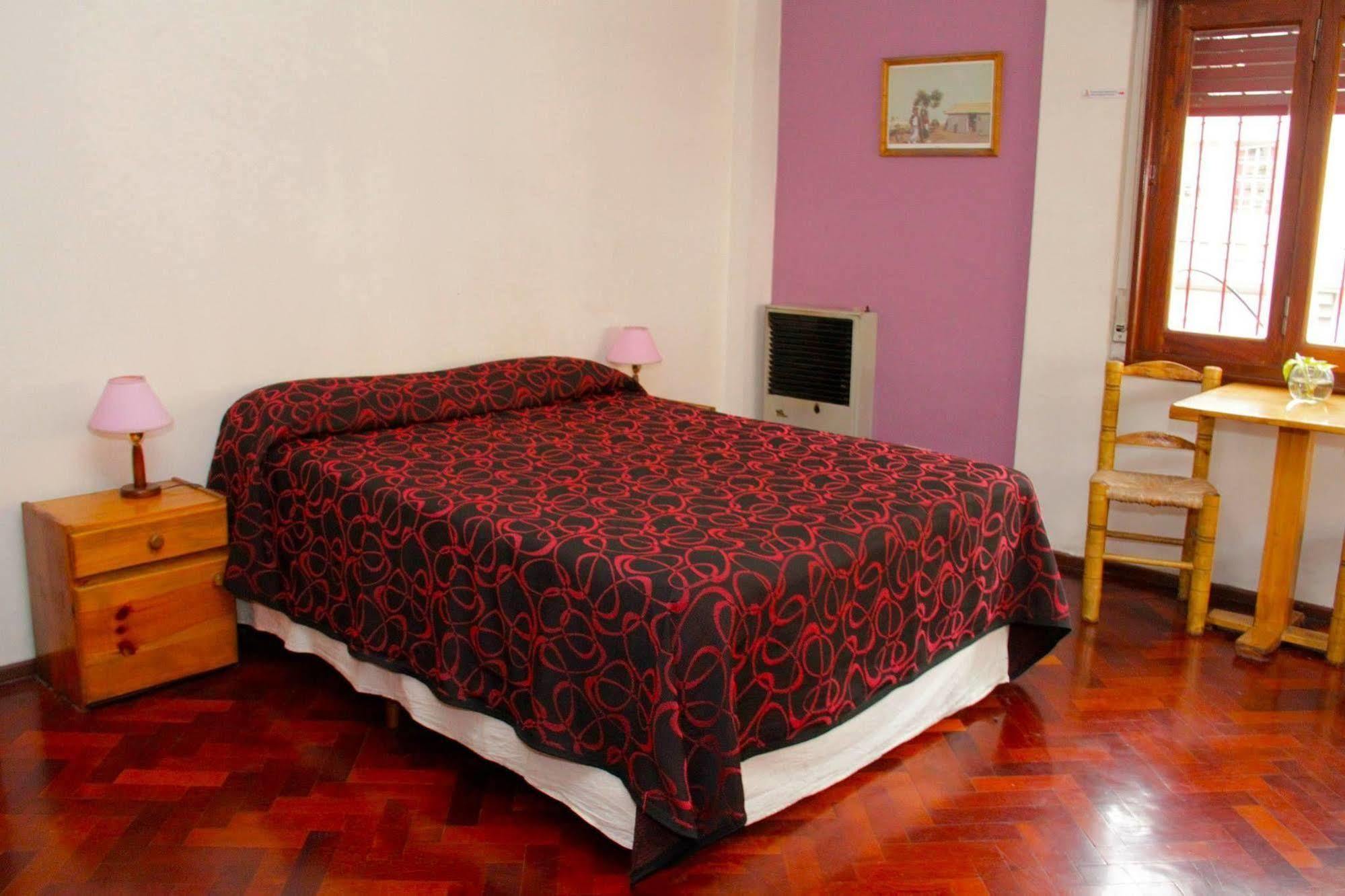 Hostal Confluencia Mendoza Exterior photo